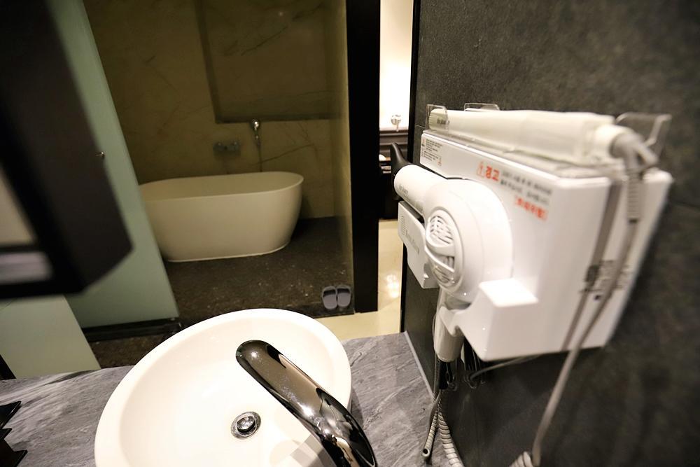 Uijeongbu Cloud Hotel Bagian luar foto