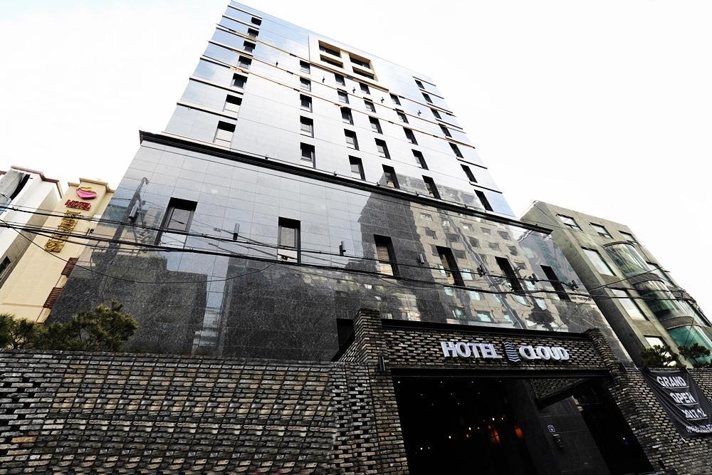 Uijeongbu Cloud Hotel Bagian luar foto